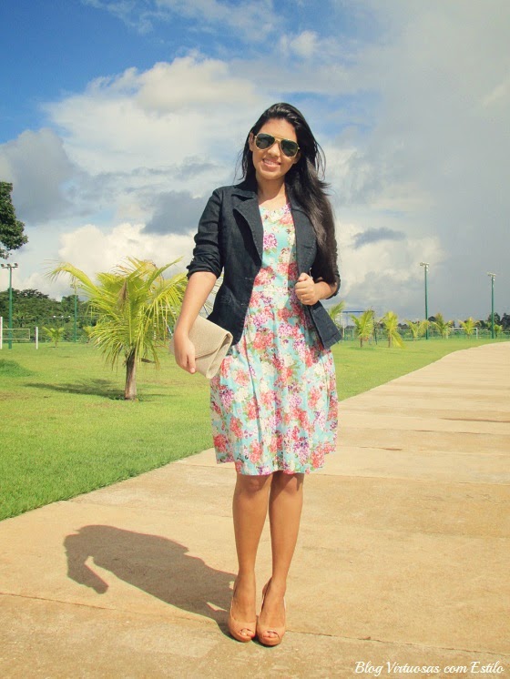 Vestido florido top com blazer